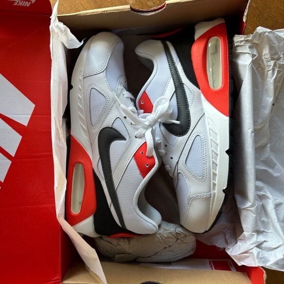 Nike Air Max VNR Blanc Rouge