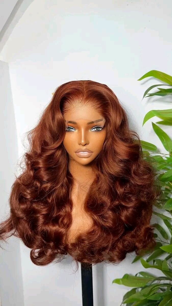 Perruque boumcy Dame élégante