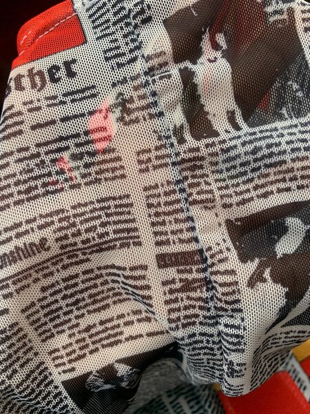 Jupe longue imprimé journal