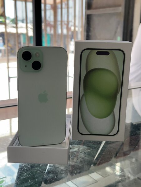 iPhone dernier modèle vert pomme