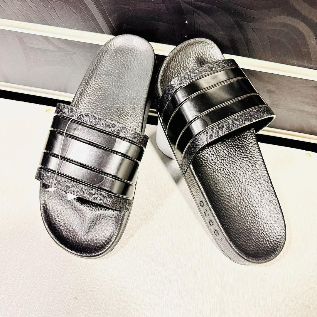 Gucci slides