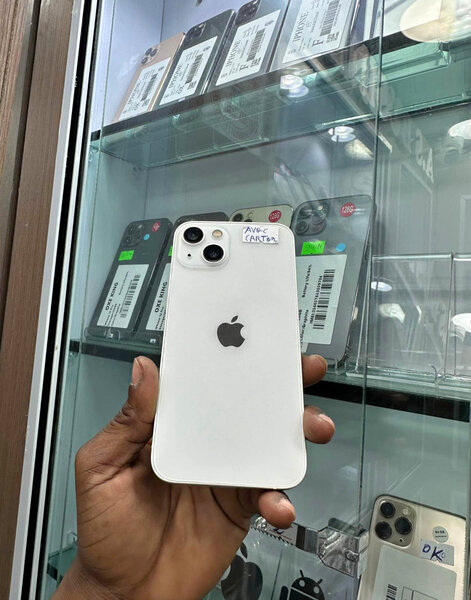 iPhone 13 simple blanc 128GB
