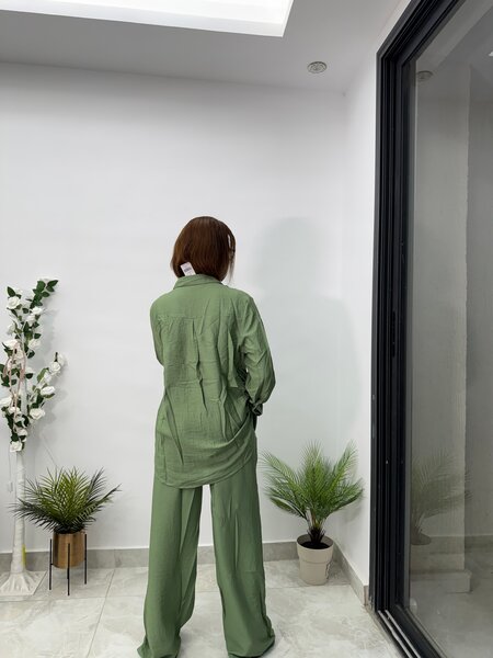 Ensemble pantalon chemise vert