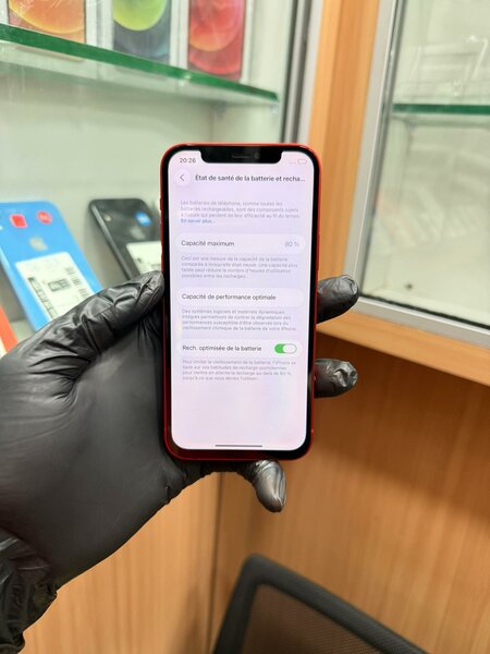 12. 128Go très propre disponib