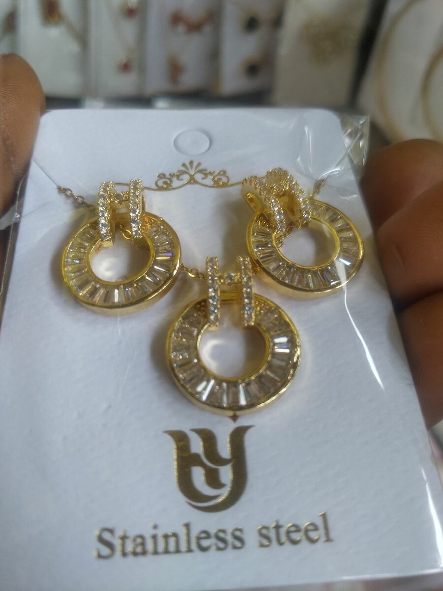 Bijoux en acier inoxydable