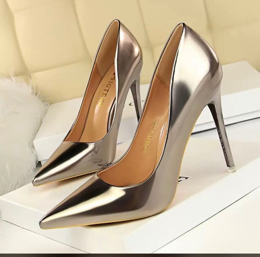 Available in different sizes