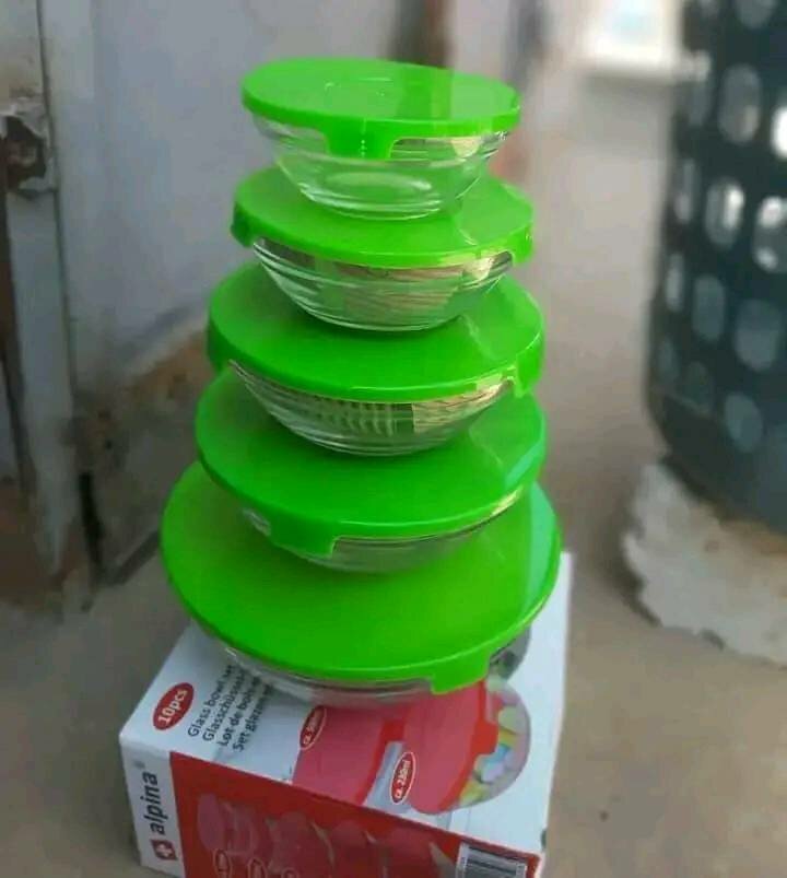 green set of plates