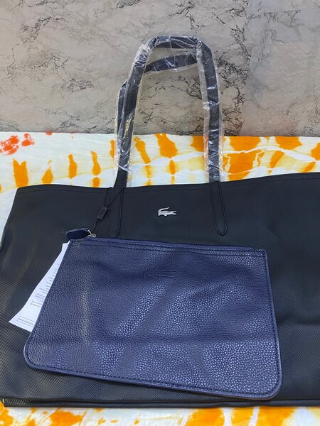 Sac à main fourre-tout élégant