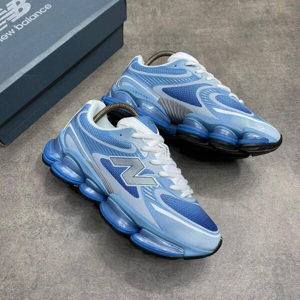 Baskets New Balance 2000