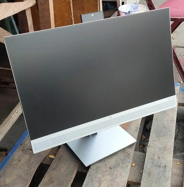 Moniteur sans bordure