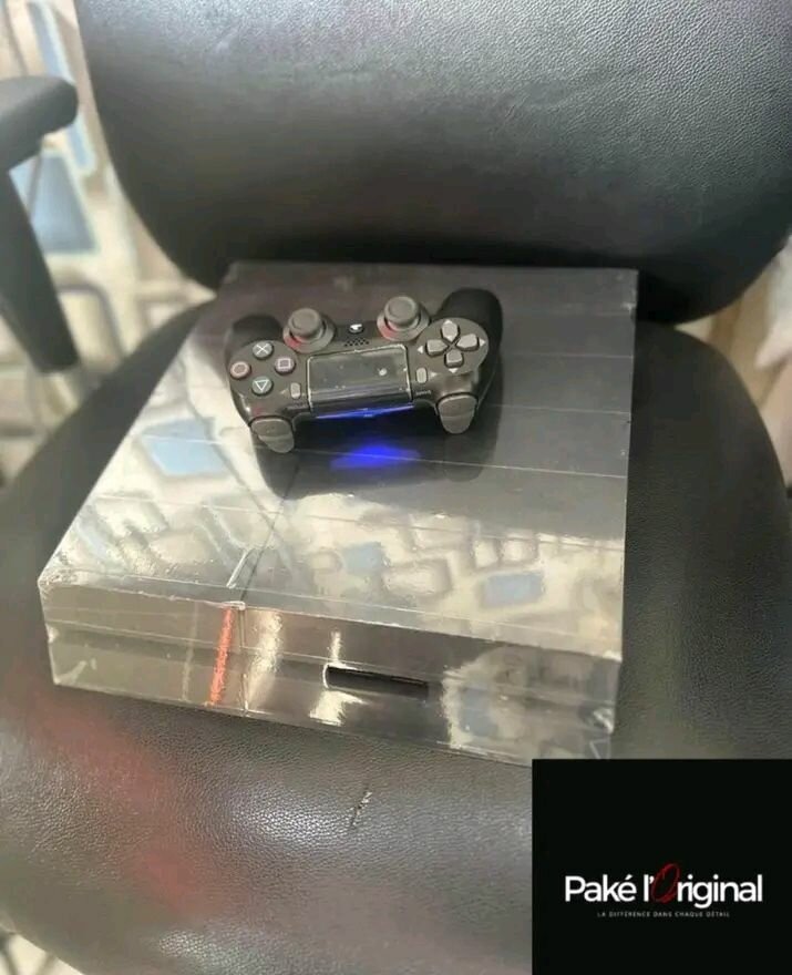 Console de Jeu PS4 Slim