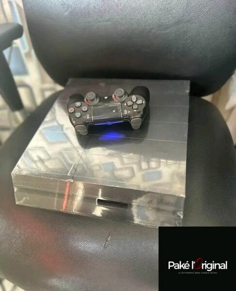 Console de Jeu PS4 Slim