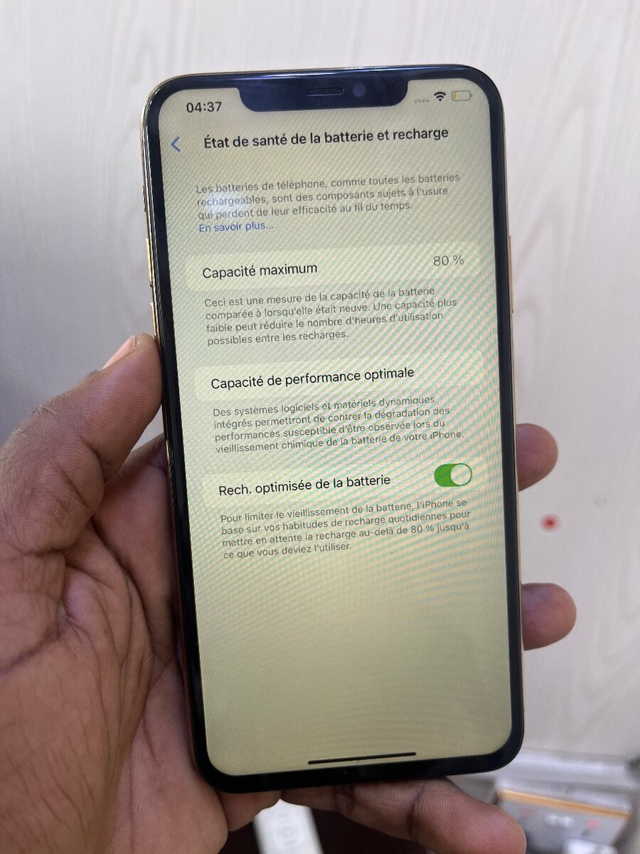 iPhone 11 Pro  Max 64GB Or