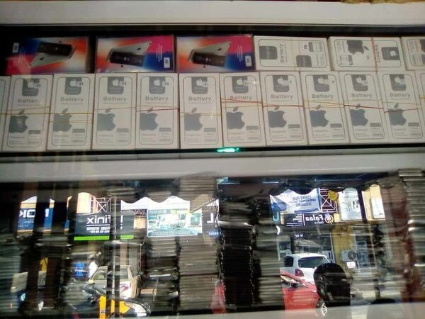 Iphones batteries  all andriod phones batteries