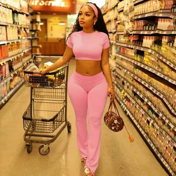 Combinaison femme élégante