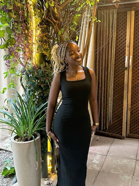 Robe longue noire élégante