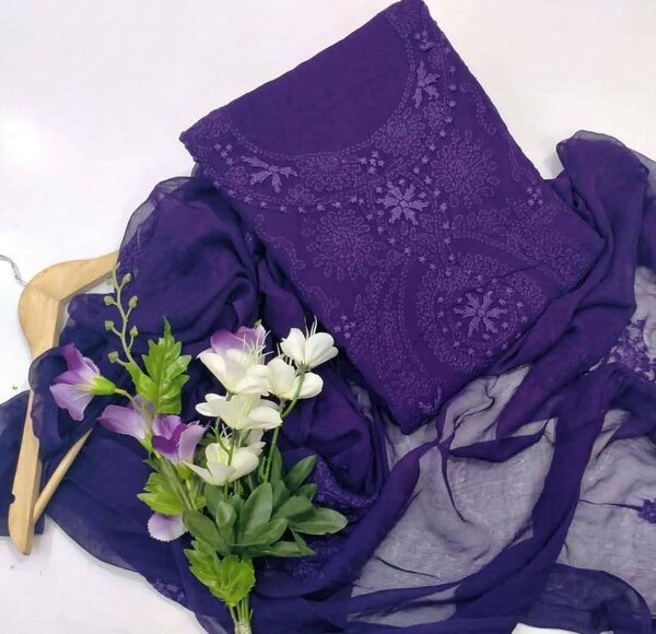 Ladies suit