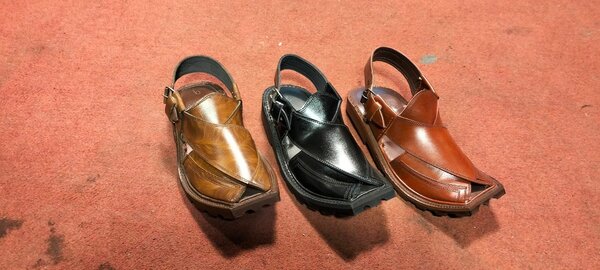 Shikari chappal