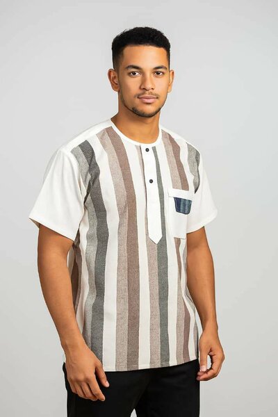Chemise à rayures homme moderne