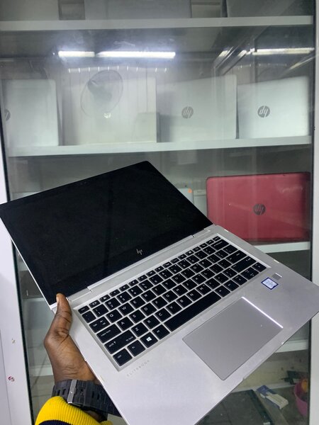 Hp elite book 1030 G2