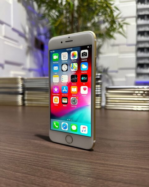 iPhone 6s Or élégant 32Go