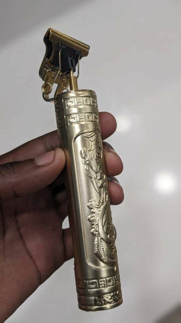 Rechargeable shaving machine