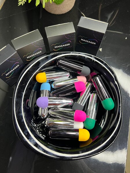 Powerful bullet vibrator