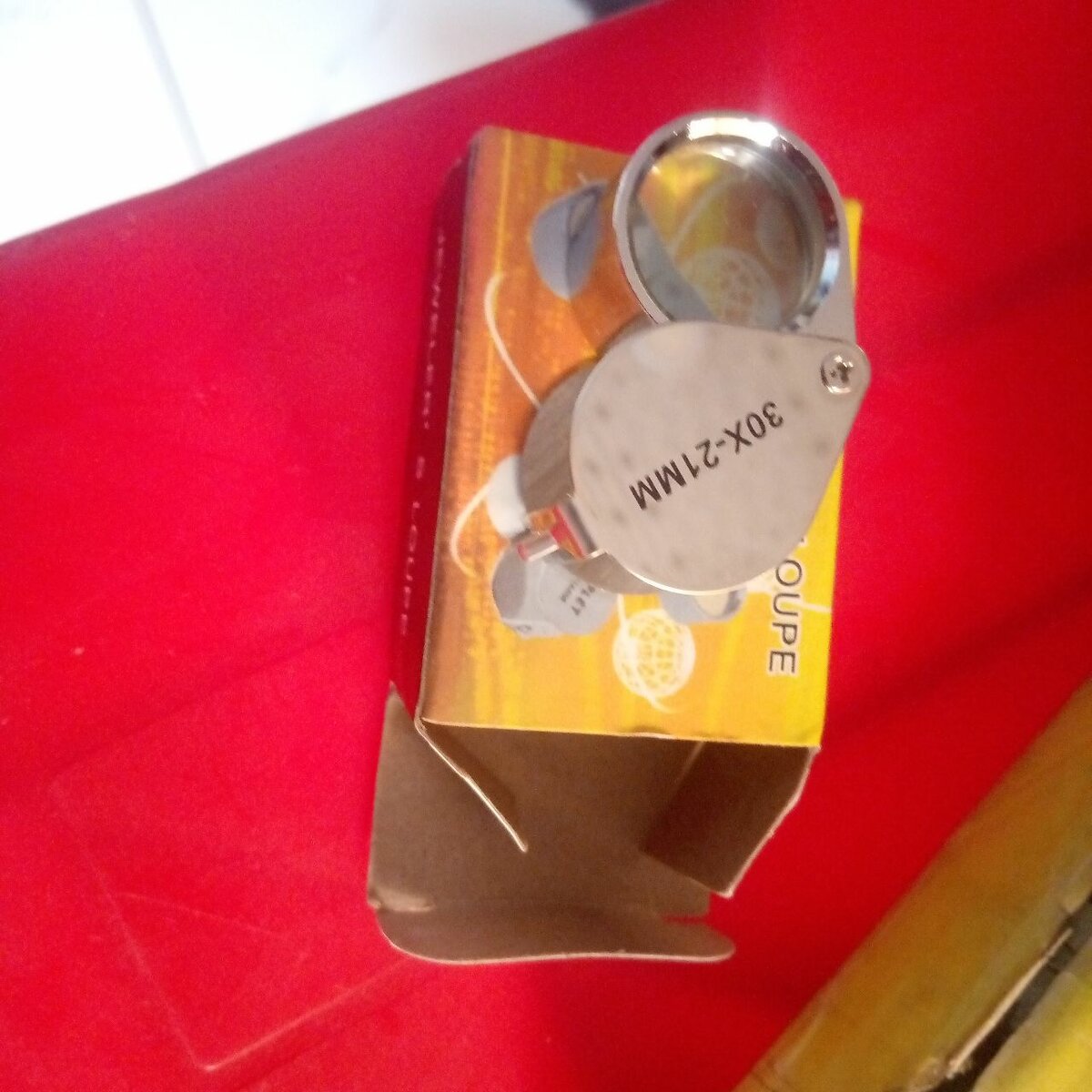 Hand lens for optical view of minerals in rocks