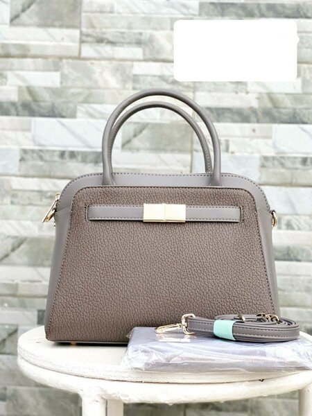 Sac à main élégant en cuir