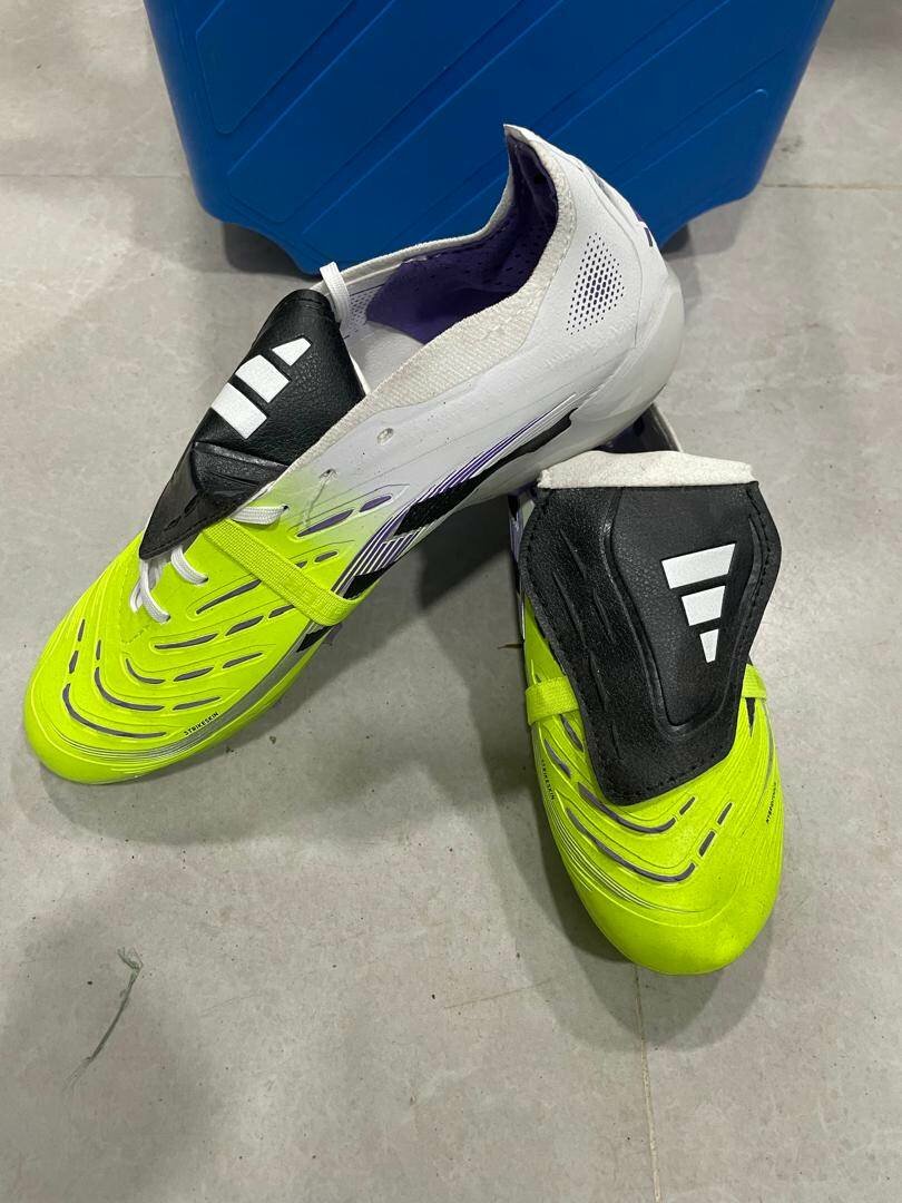 Paire de marque adidas