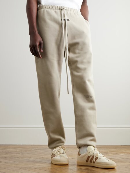 FEAR OF GOD ESSENTIALS