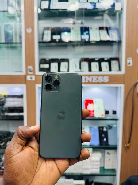 11 Pro 64Go sans ID dos fissur