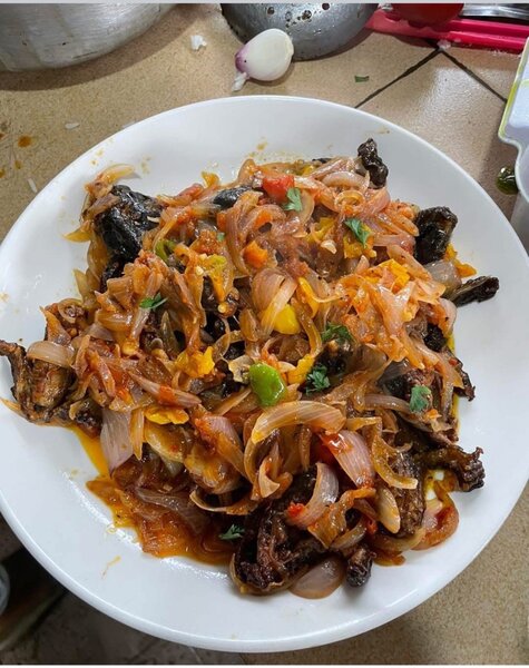 Grenouilles aux légumes cuits