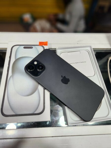 iPhone 15 plus 128 giga