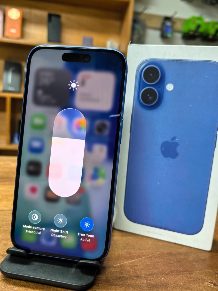 iPhone 16 Bleu 128 Go