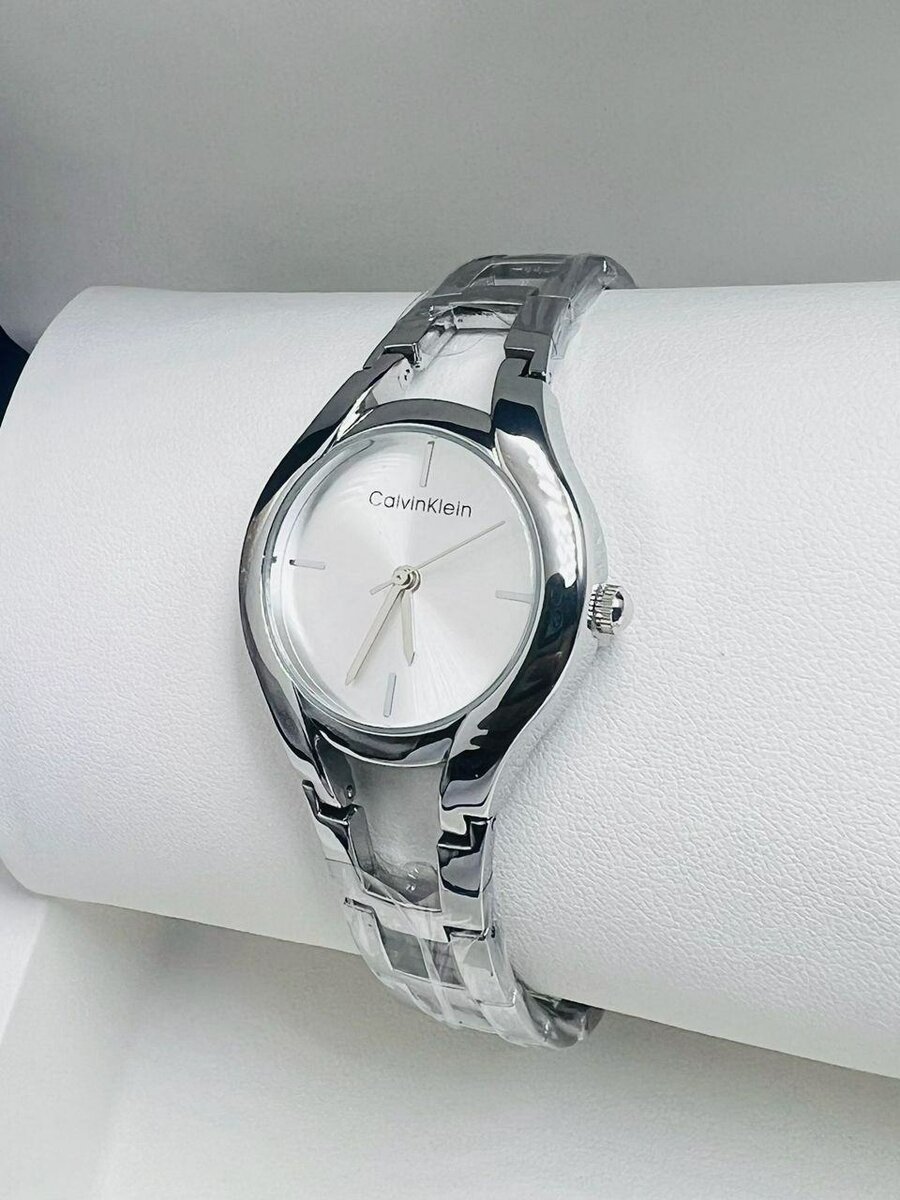 Montre femme Calvin Klein en or