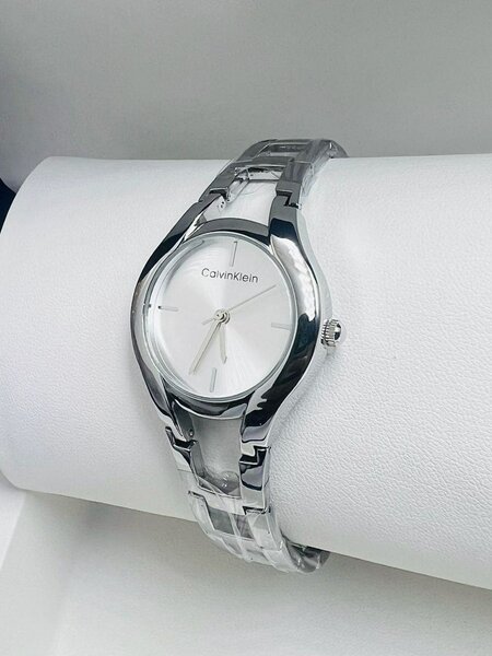 Montre femme Calvin Klein en or