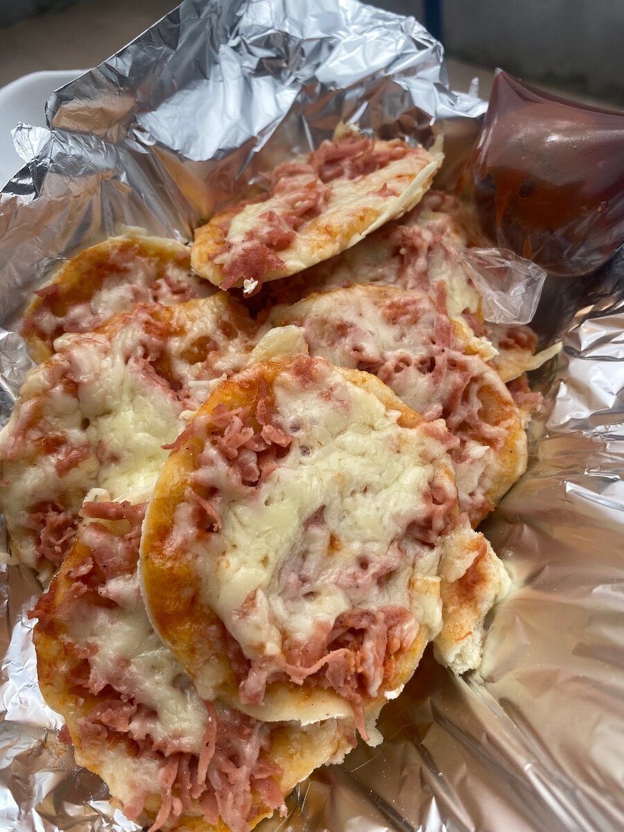 Mini pizzas au jambon fromage