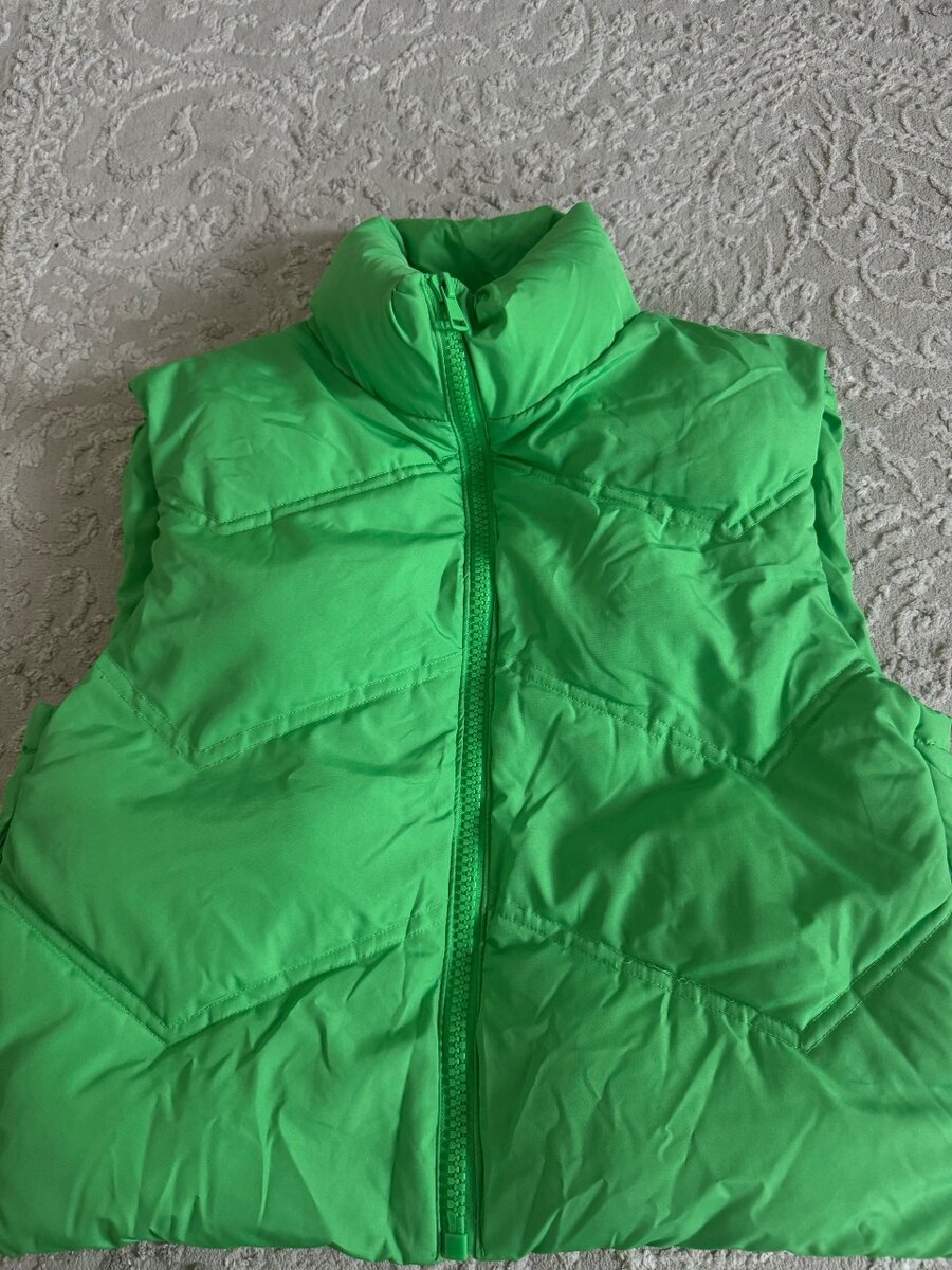 Жилетка верхняя одежда