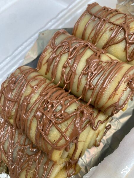 Crêpes roulées au chocolat