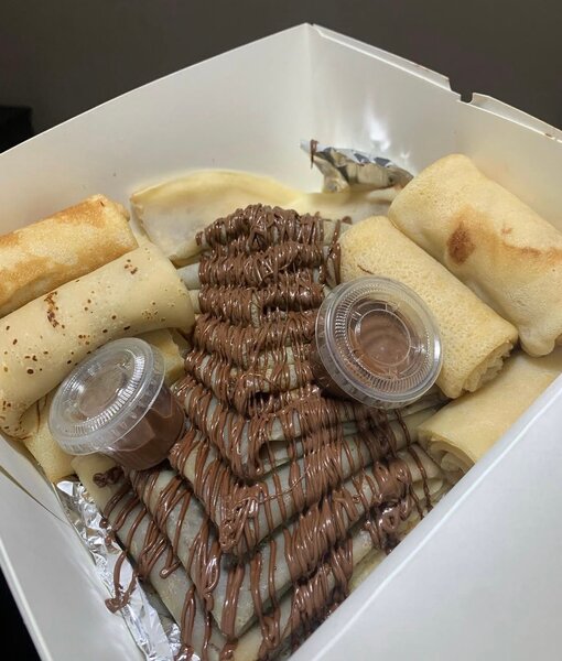 CRÊPES AU NUTELLA ET NATURE