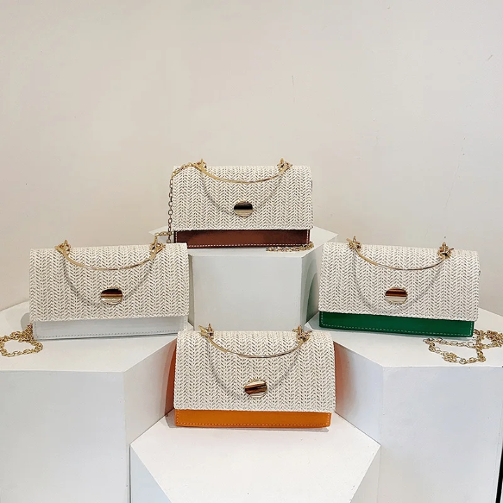 Sac à bandoulière en paille tissé