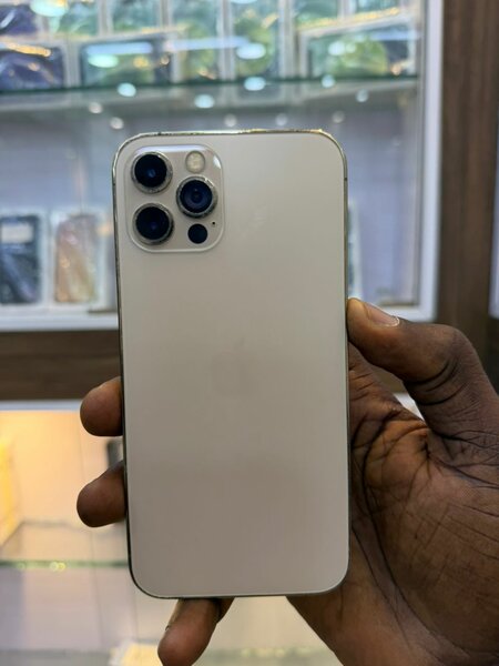 12pro écran changer