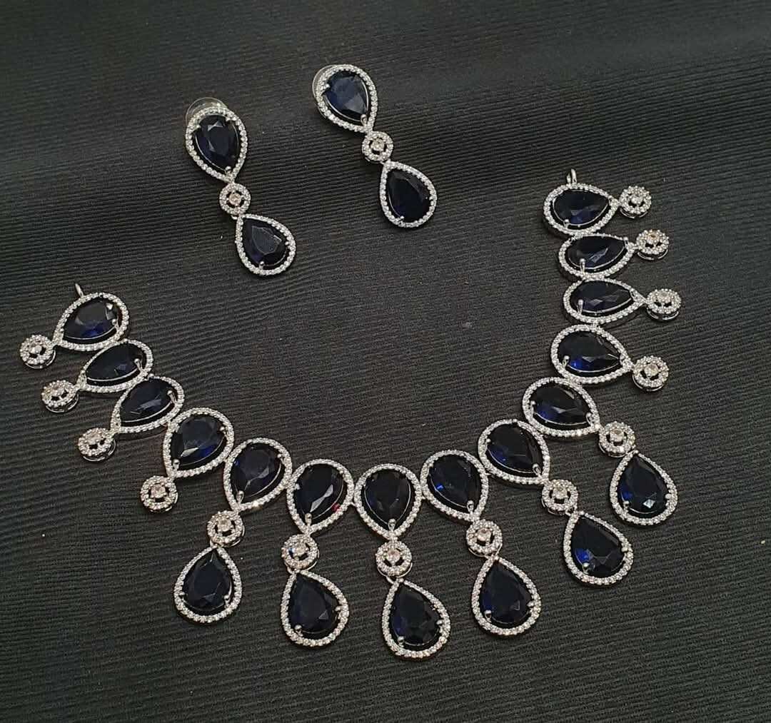 Ladies wedding set Necklace and earrings