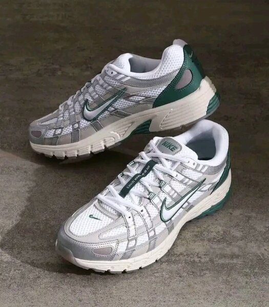 Sneakers NIKE