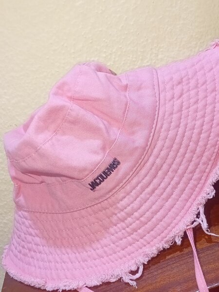 Chapeau Bob Rose Jacquemus