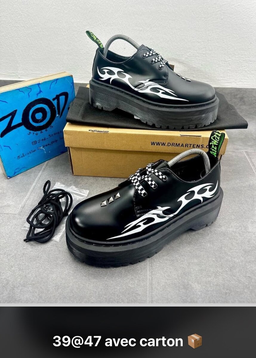 Chaussures à plateforme imprimé flammes