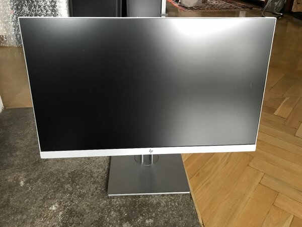 Écran LED 22" Full HD