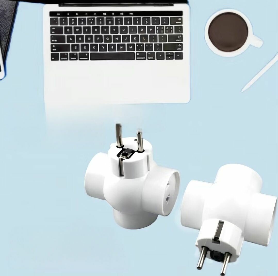 Adaptateur secteur multiple compact