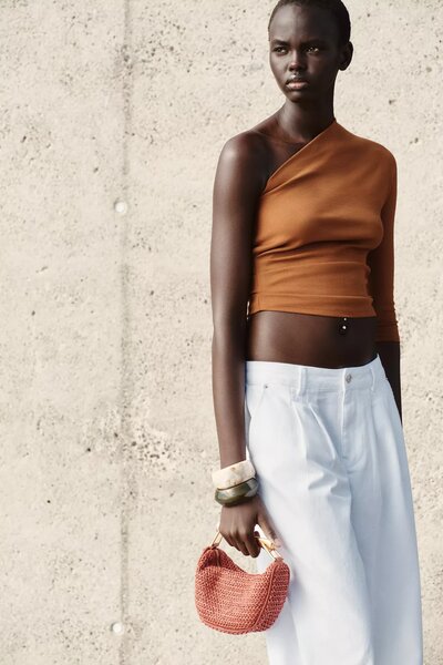 Sac à main tressé chic